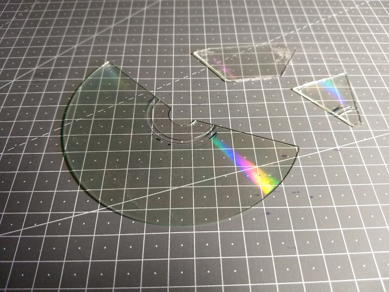 Supporto trasparente di un CD-ROM che agisce da griglia di diffrazione